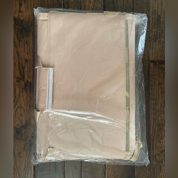 Blush Pet Carrier - Picture 9 of 9